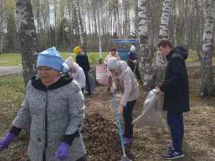 Субботник на Мирном