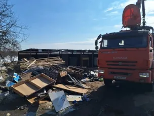 Вывоз крупногабаритного мусора в посёлке Варнавино: просьба к жителям не оставлять ветки и доски на контейнерных площадках