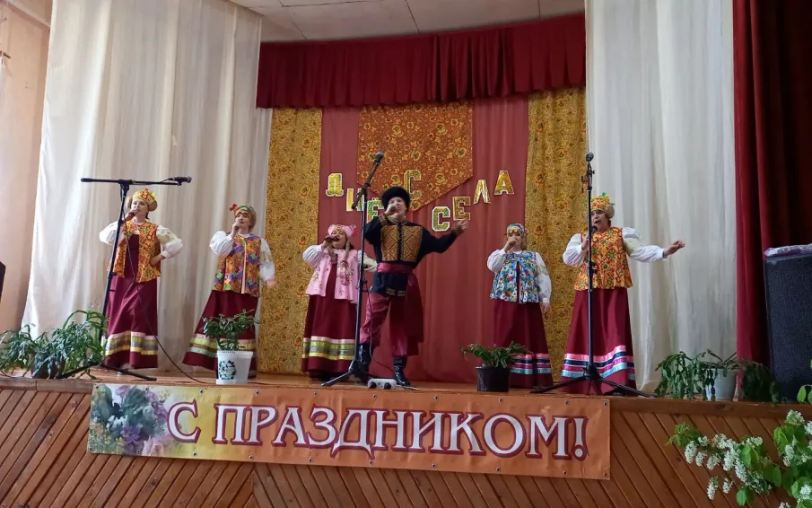 Праздник в Новоникольском