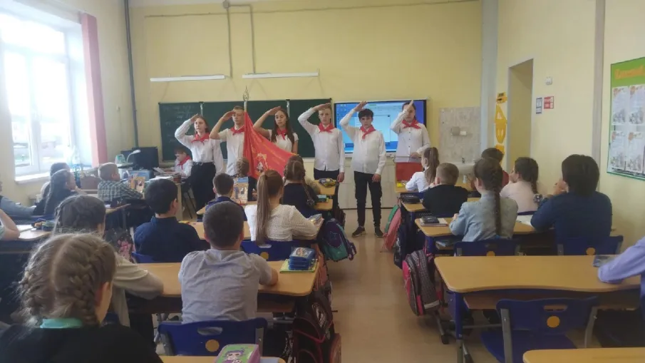Агитбригада о пионерии