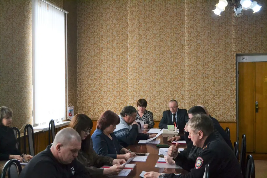 В администрации Варнавинского округа прошло плановое заседание Совета депутатов