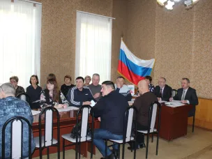 Итоги реализации национальных проектов в 2025 году подвели на заседании Совета депутатов Варнавинского округа