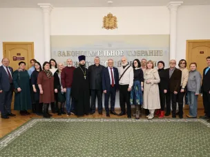 В Законодательном Собрании Нижегородской области торжественно открылась межрегиональная выставка «Наследие Варнавы Ветлужского»